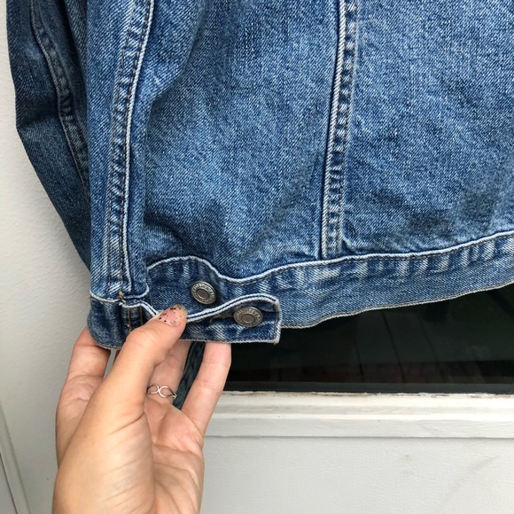 Vintage Gap • Jean Jacket - Picture 9 of 9
